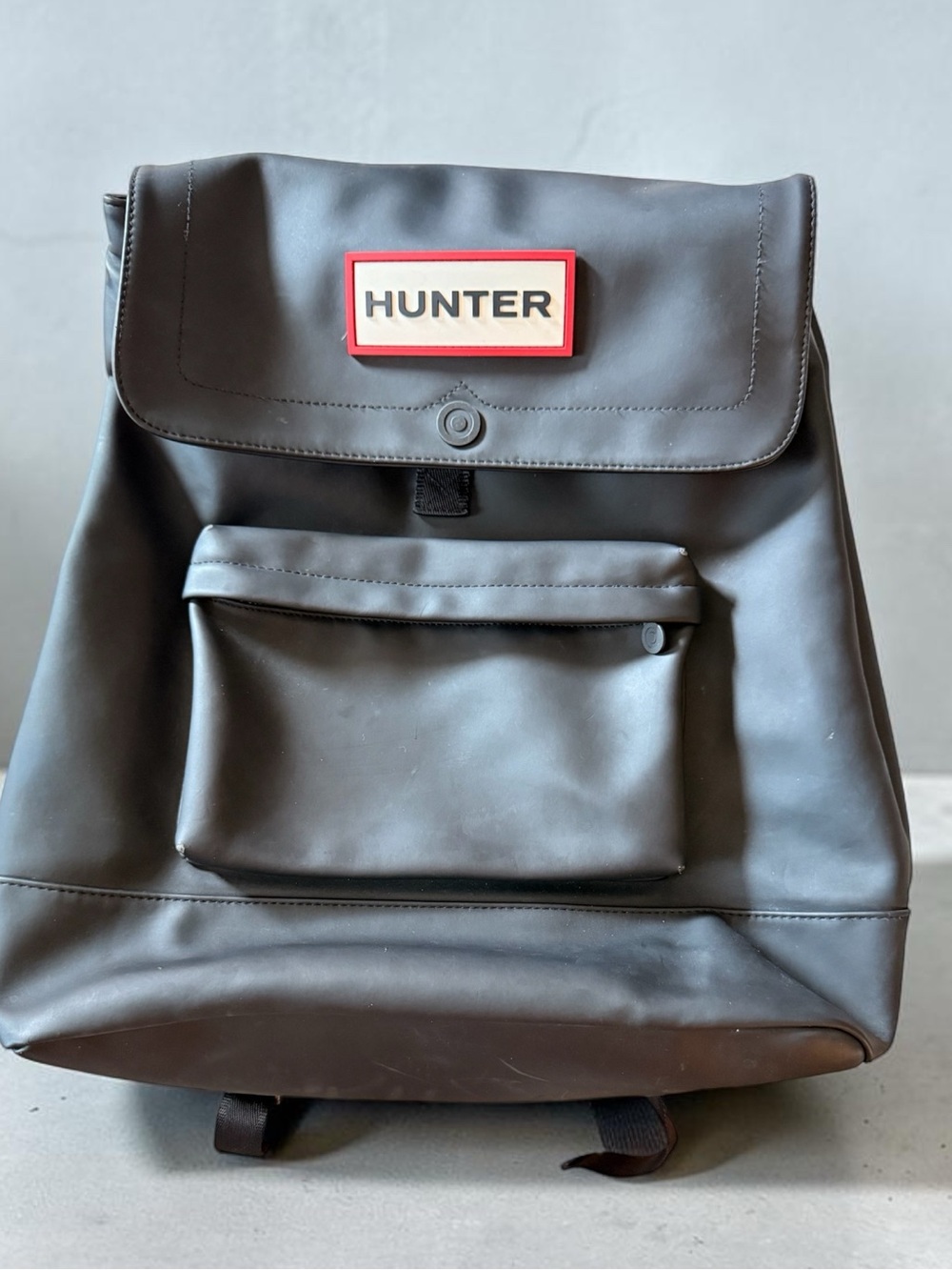 🖤 HUNTER Black Backpack | Waterproof Style | Large Everyday Travel Bag